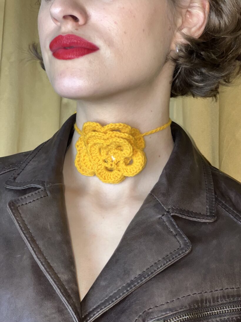 Yellow wool rose - Image 2