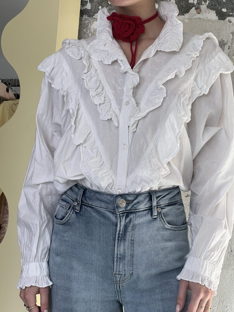 Ruffle shirt