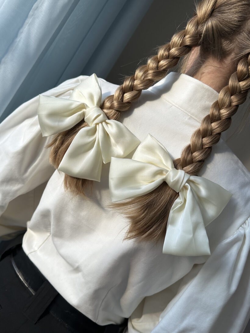 Bow cream - Image 2