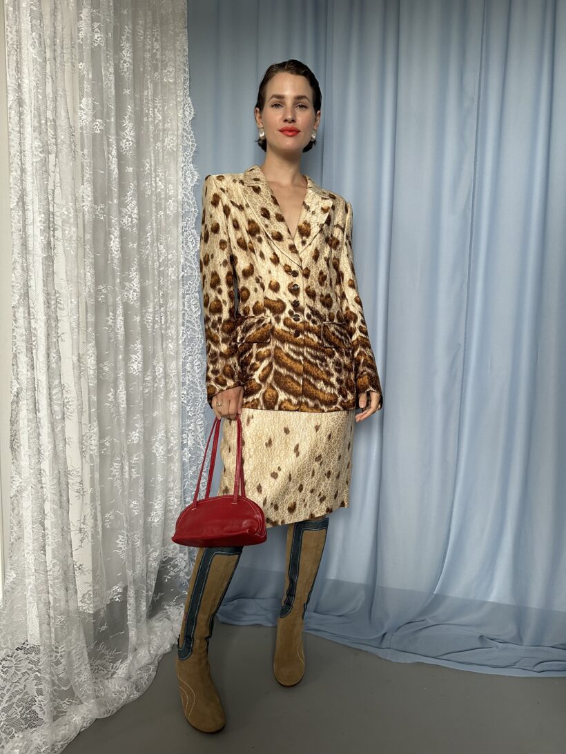 Escada leo suit - Image 2