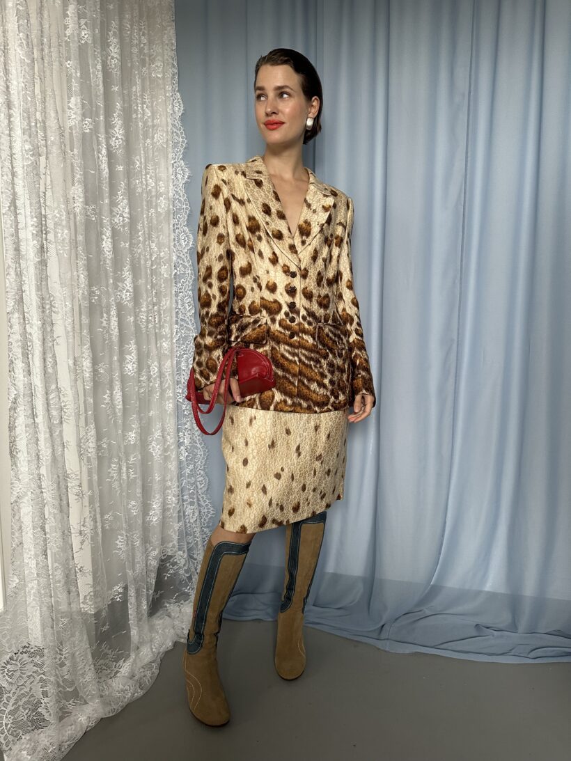 Escada leo suit - Image 5