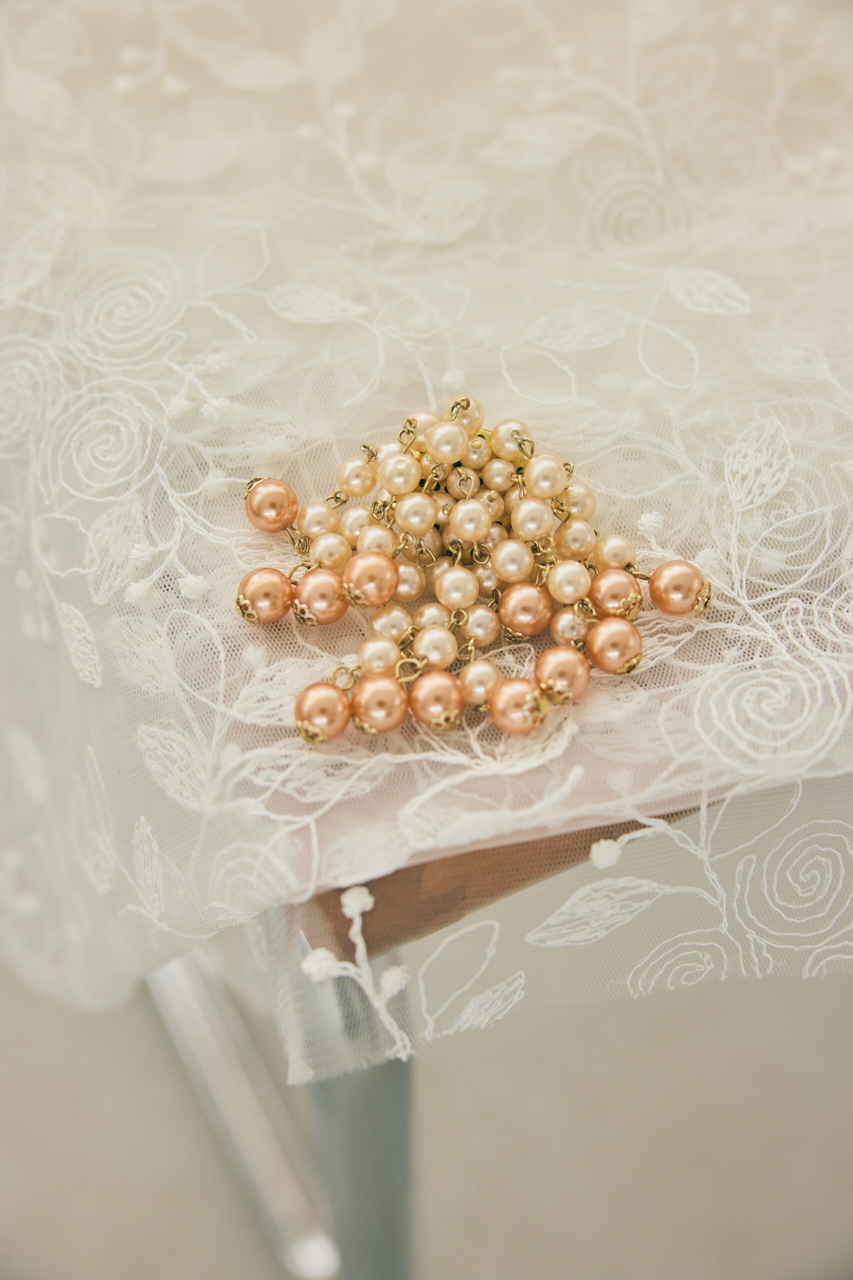 Pearl brooch - Image 2